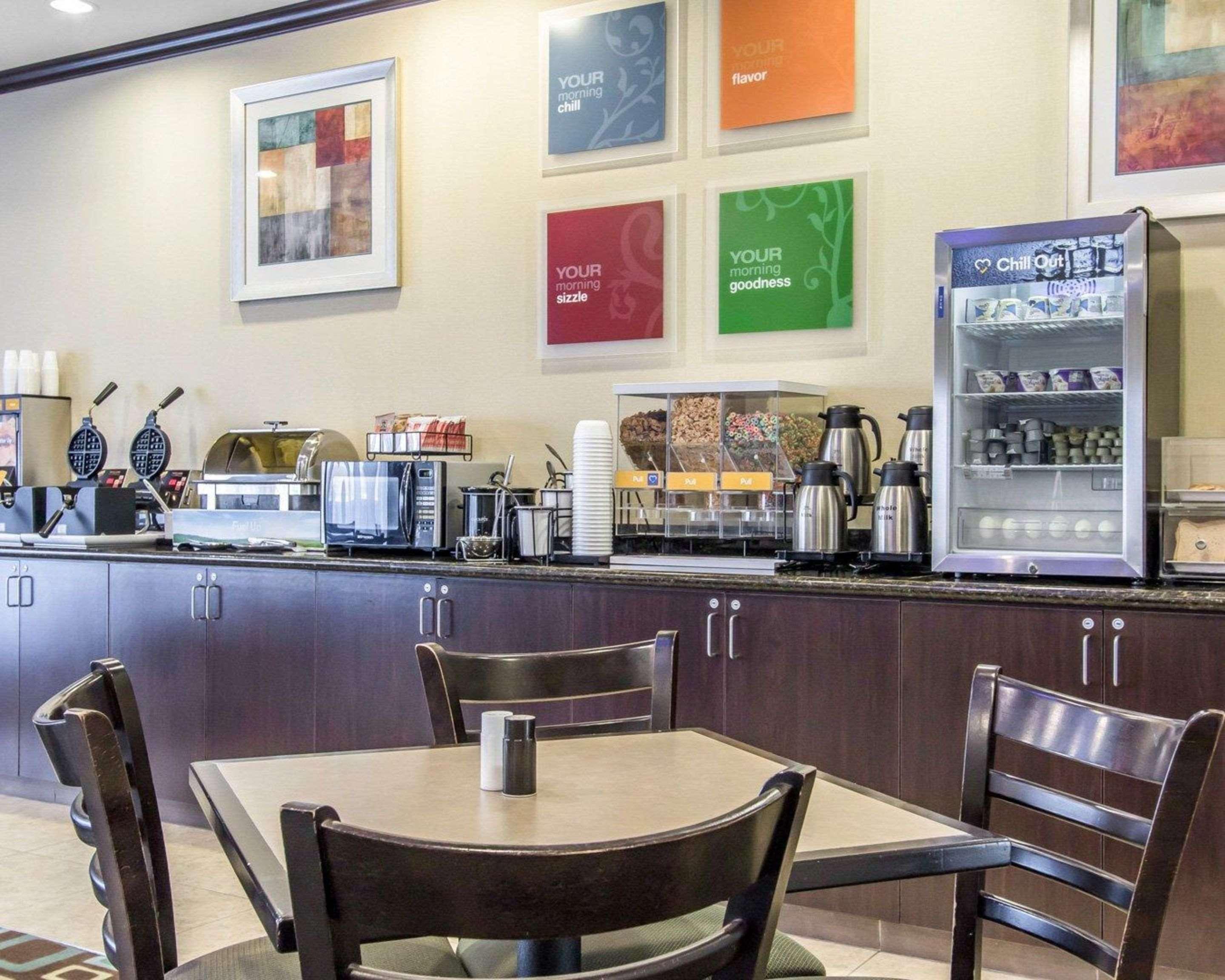 Comfort Inn & Suites Oklahoma City West - I-40 Bagian luar foto