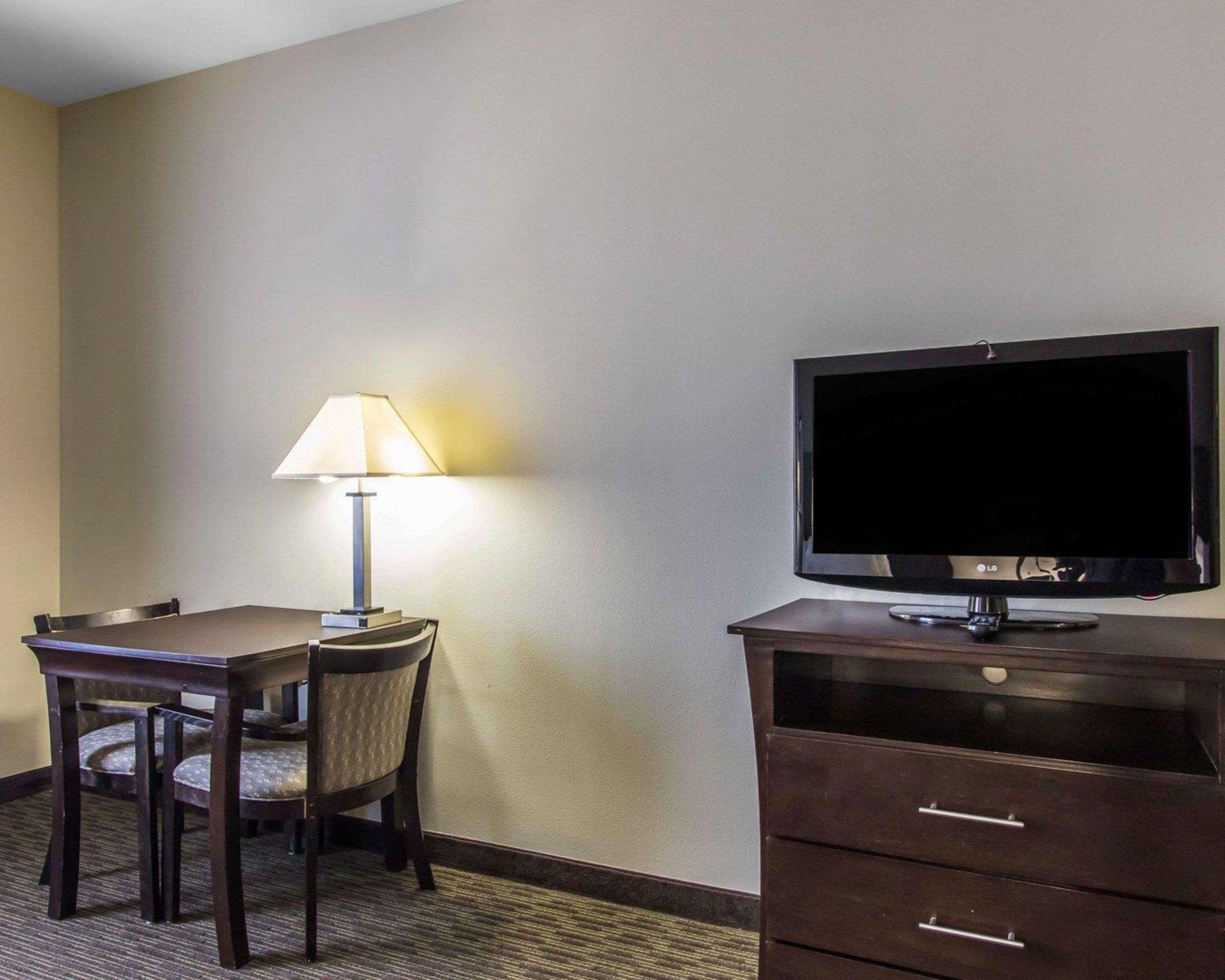 Comfort Inn & Suites Oklahoma City West - I-40 Bagian luar foto