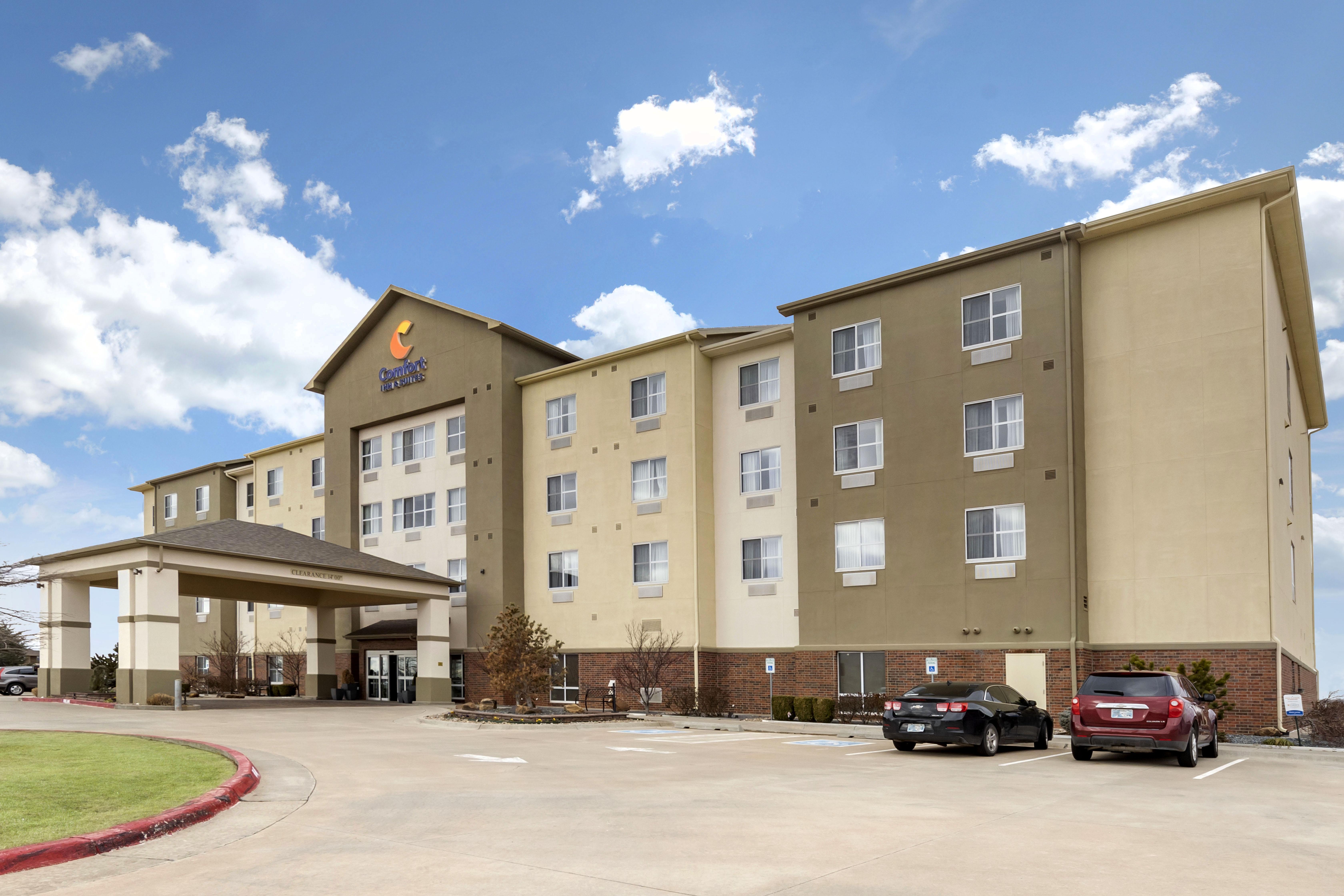 Comfort Inn & Suites Oklahoma City West - I-40 Bagian luar foto