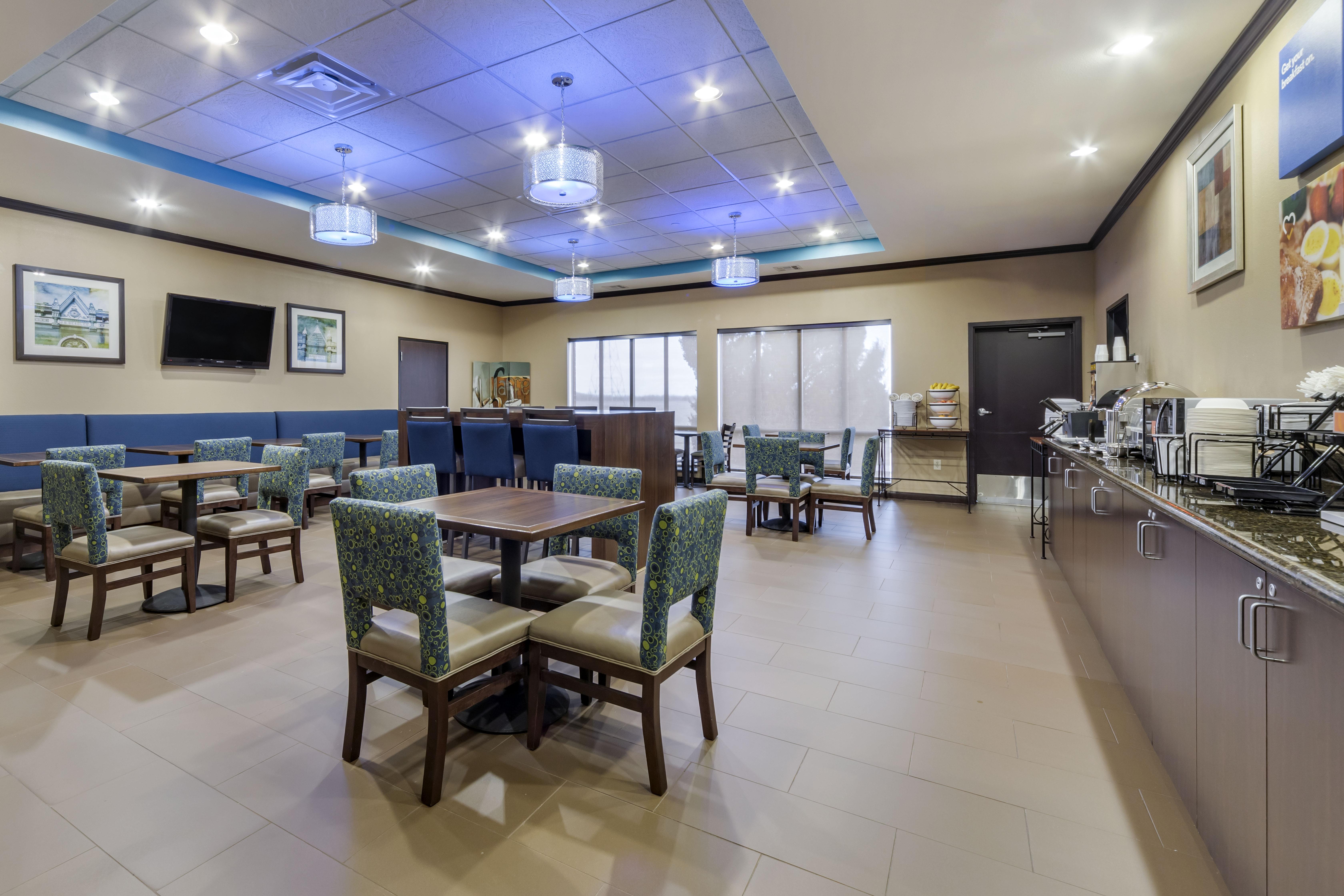 Comfort Inn & Suites Oklahoma City West - I-40 Bagian luar foto